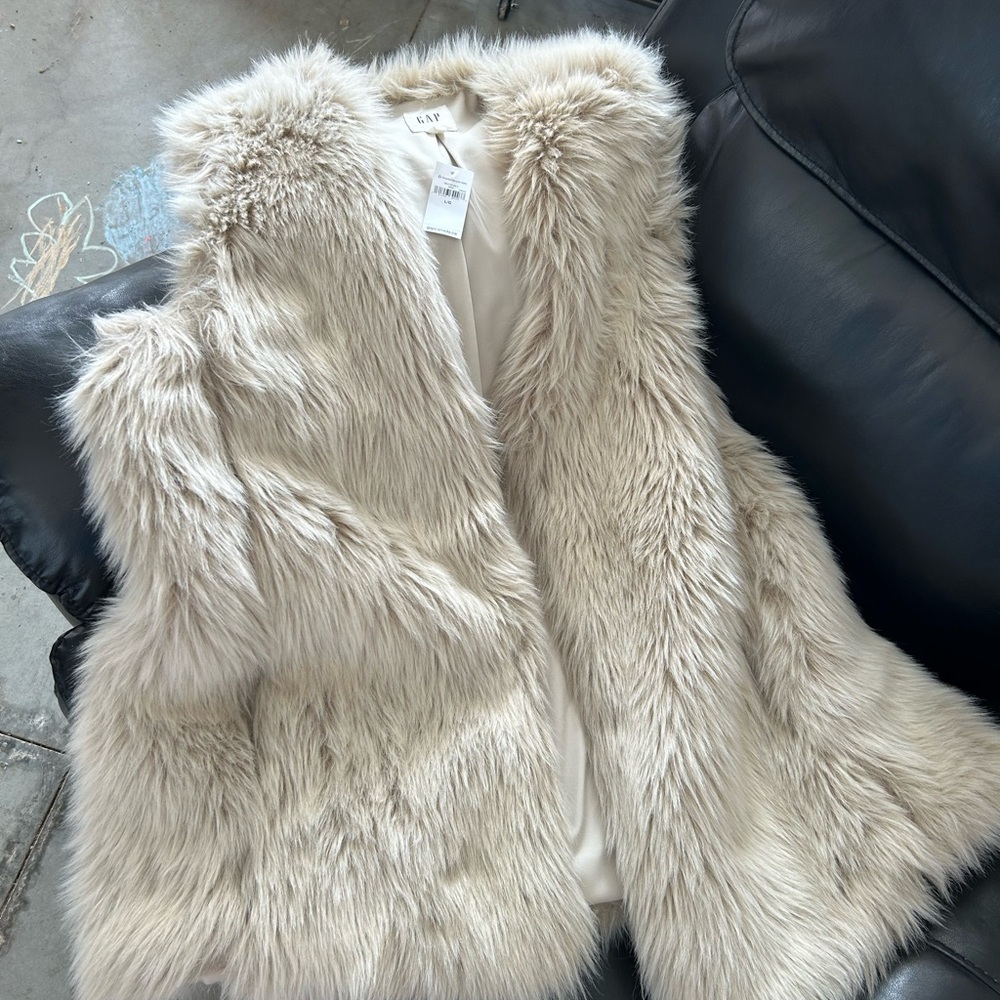 GAP Faux Fur Vest